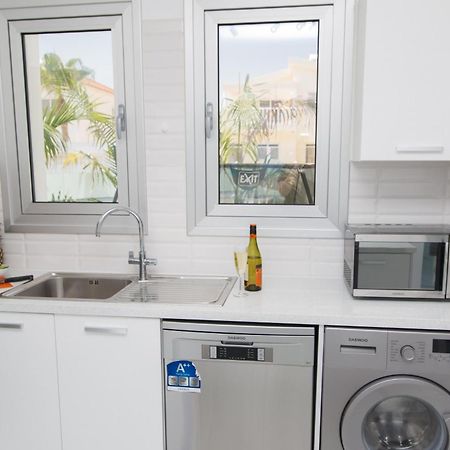 Villa Lynn Boutique Beachfront Ayia Napa Eksteriør billede