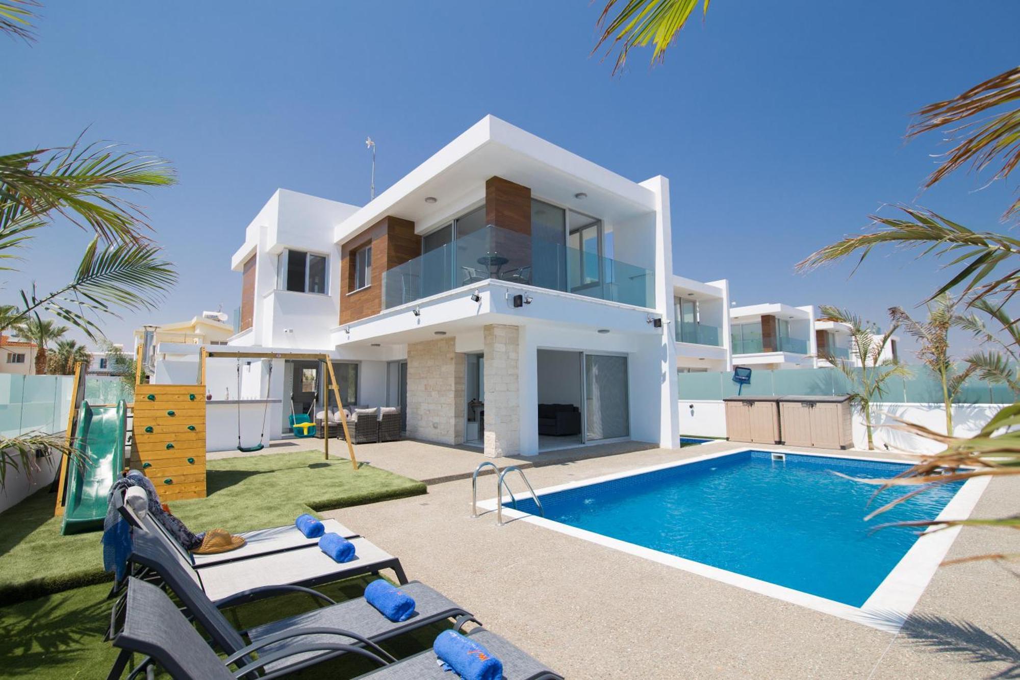 Villa Lynn Boutique Beachfront Ayia Napa Eksteriør billede